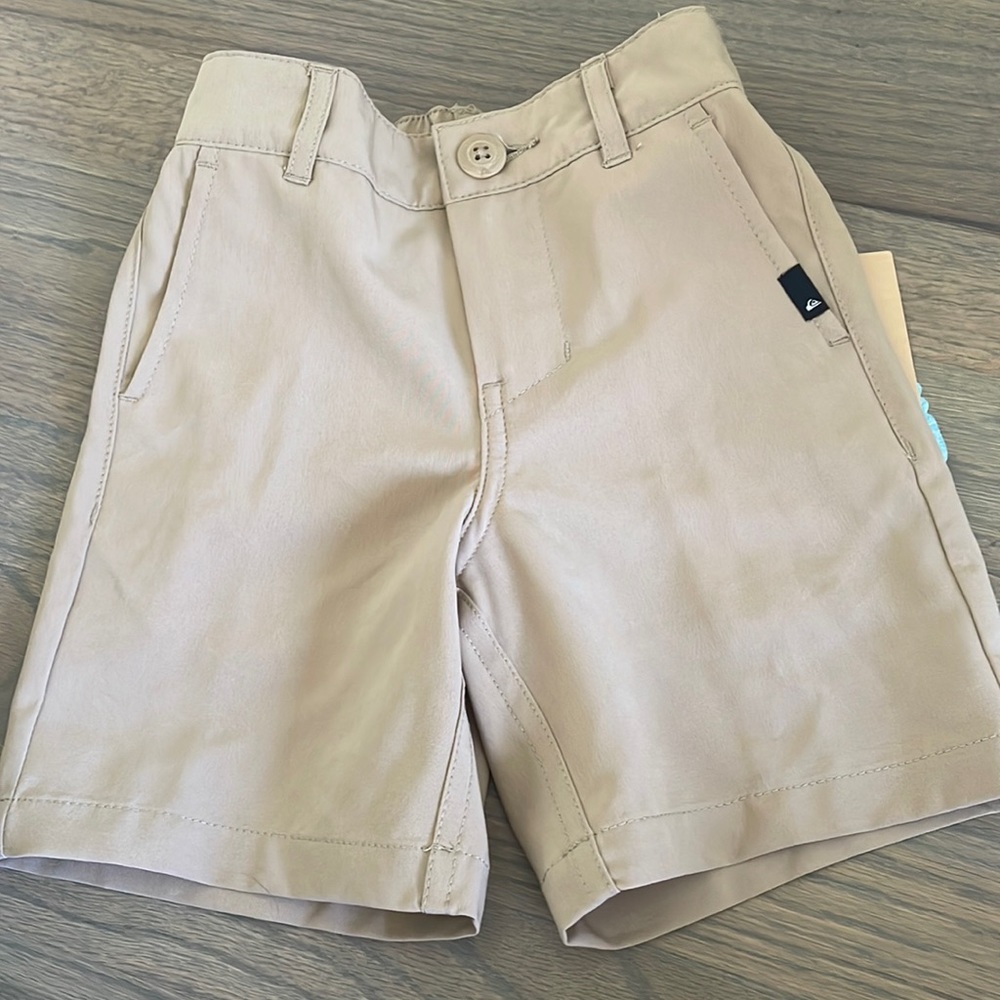 NWT Quicksilver Amphibian Shorts size 3